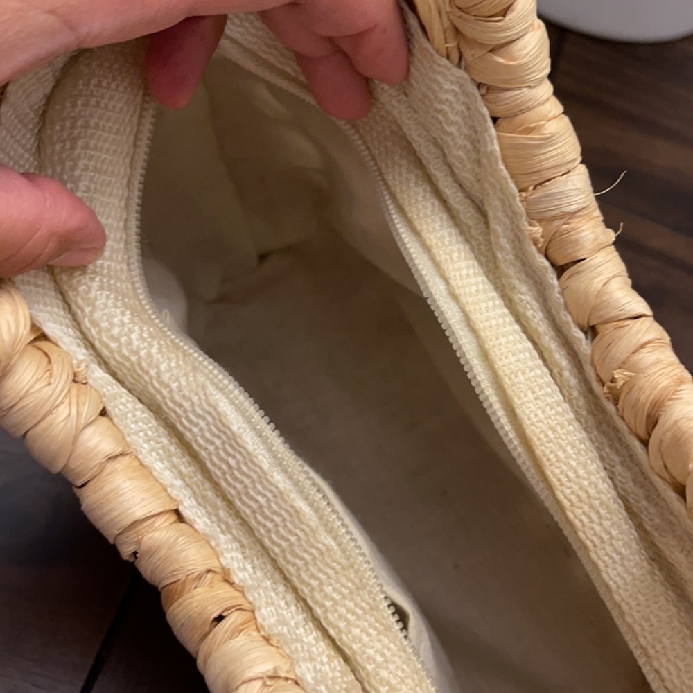 Beautiful vintage Wicker Boho Purse - Picture 5 of 5